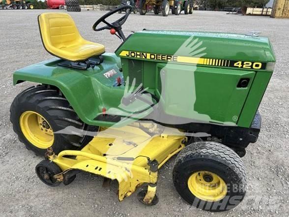 John Deere 420 Tondeuses montées