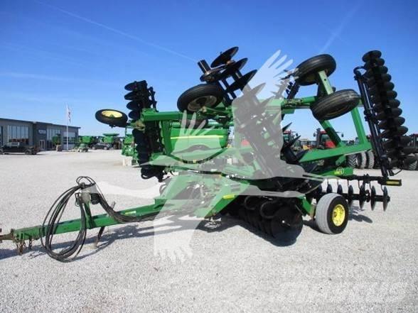 John Deere 637 Crover crop