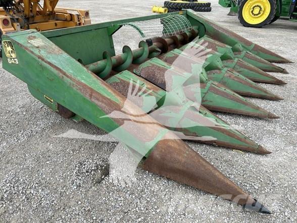 John Deere 643 Barre de coupe pour moissonneuse batteuse