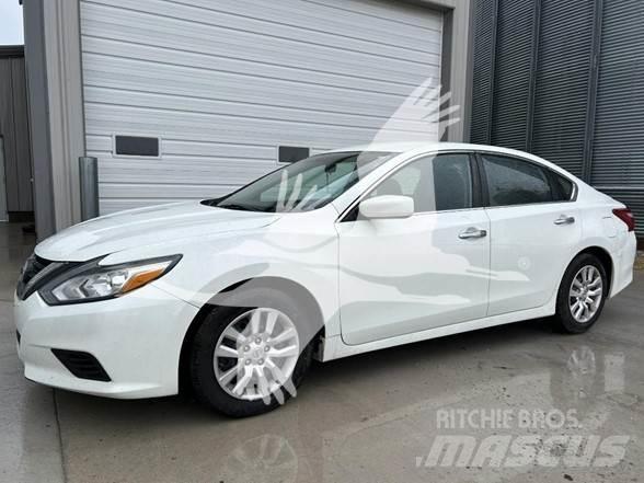 Nissan ALTIMA Voiture