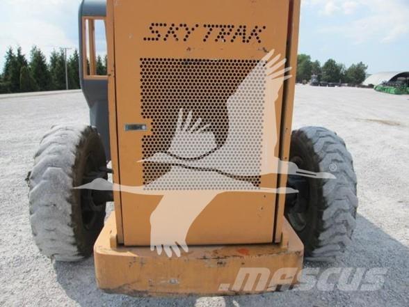 SkyTrak 8042 Chariot télescopique