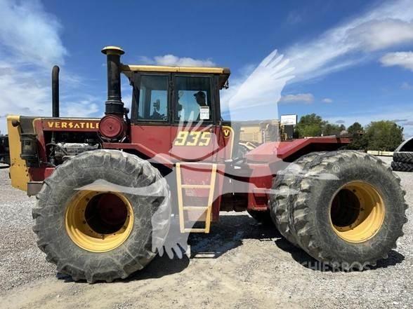 Versatile 935 Tracteur