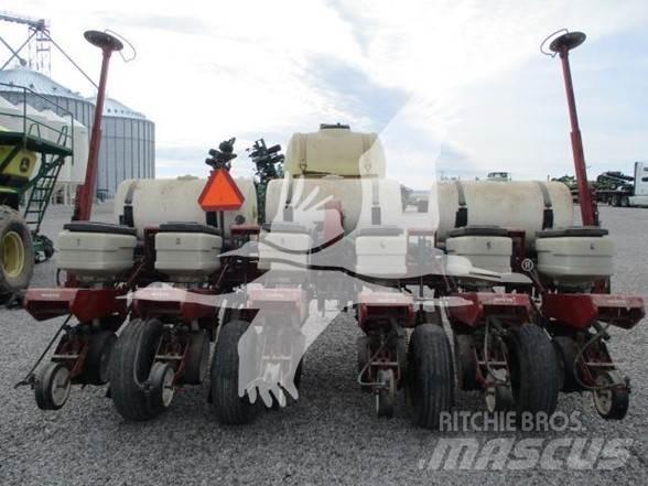 White 6100 Planteuse