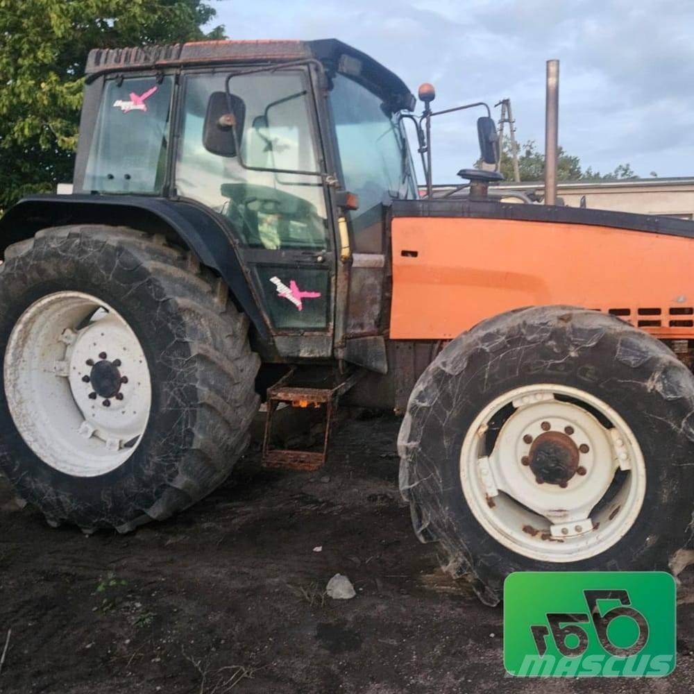Valmet 8350. Parts Tracteur