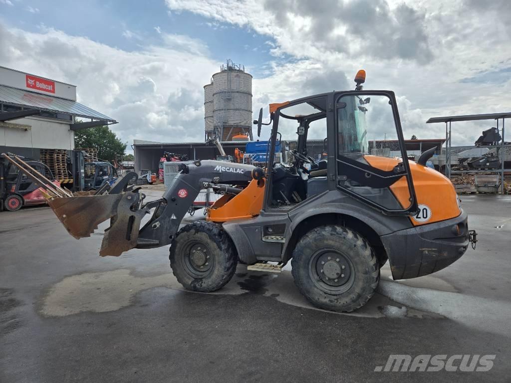 Mecalac AS 700 Chargeuse sur pneus