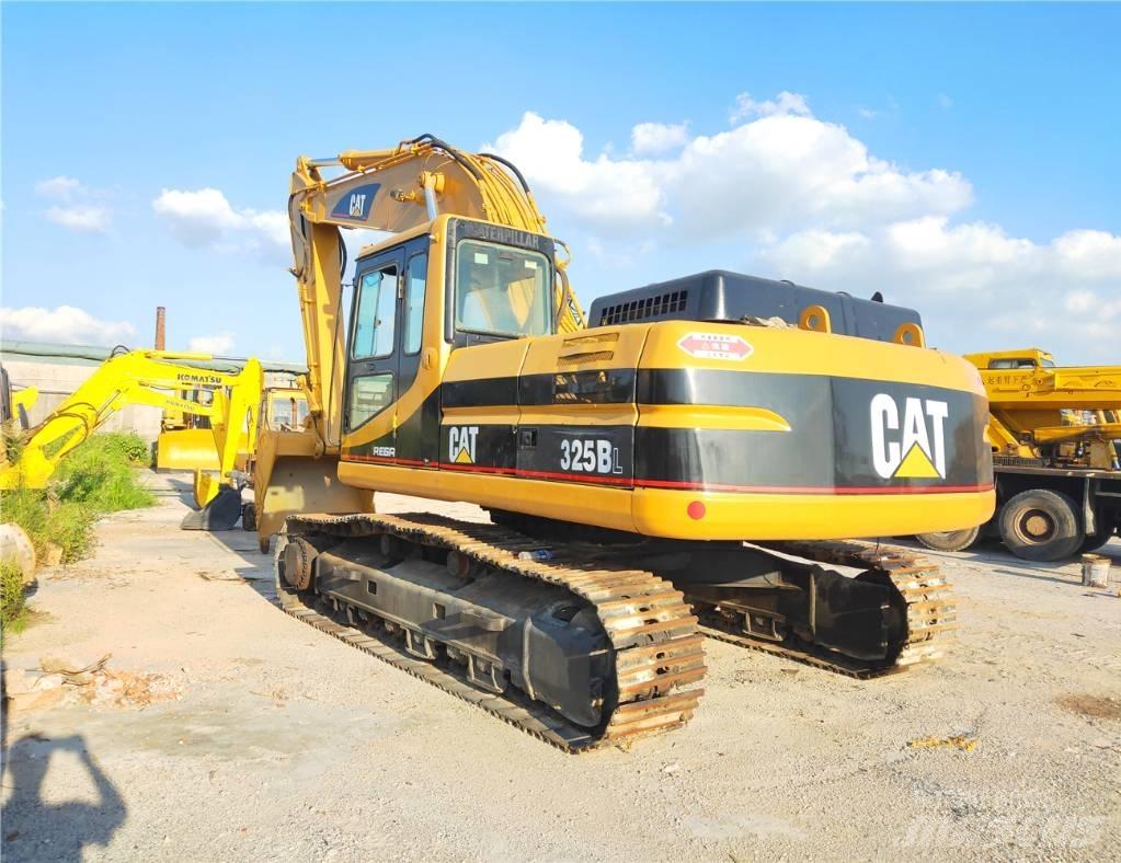 CAT 325B Pelle sur chenilles