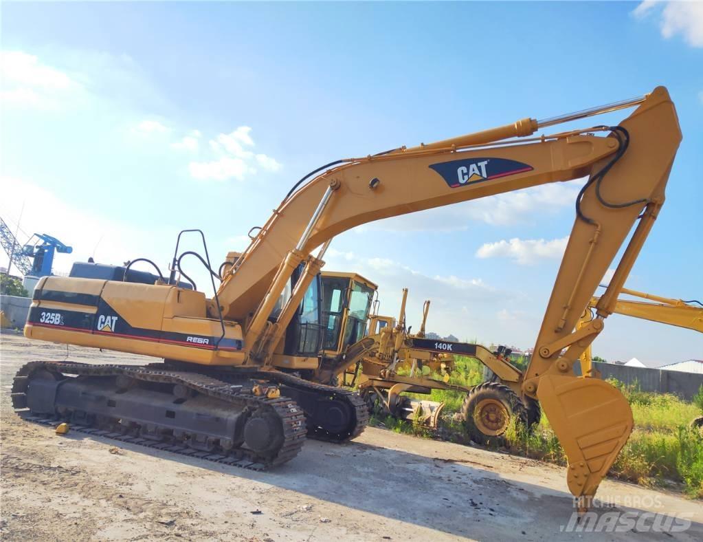 CAT 325B Pelle sur chenilles