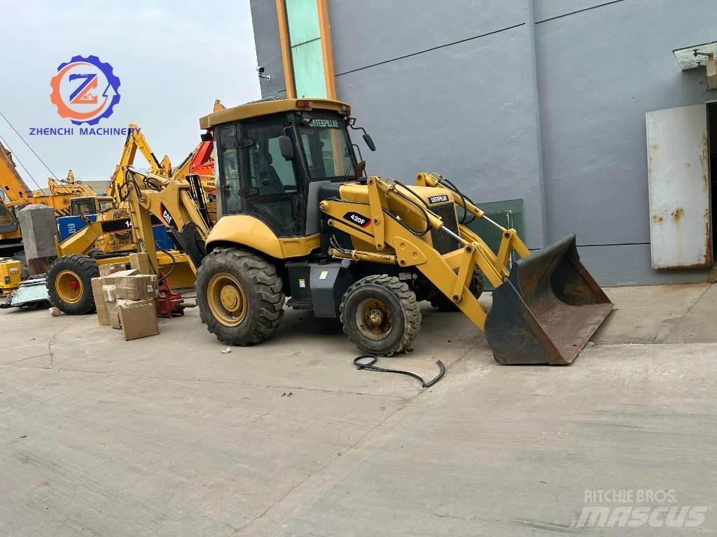 CAT 420 F Tractopelle