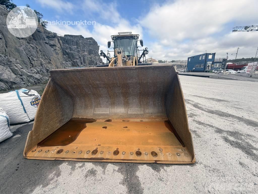 CAT 972 M Chargeuse sur pneus