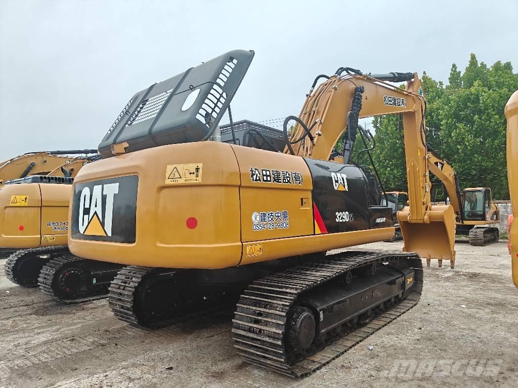 CAT 329 D2 L Pelle sur chenilles