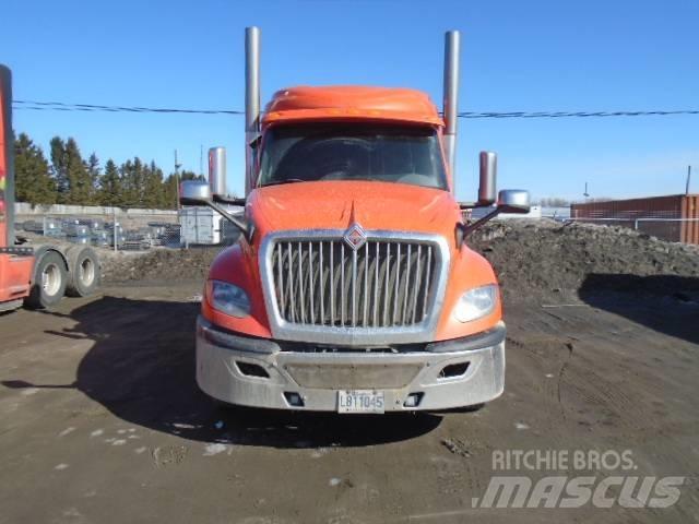 International LT 625 Tracteur routier