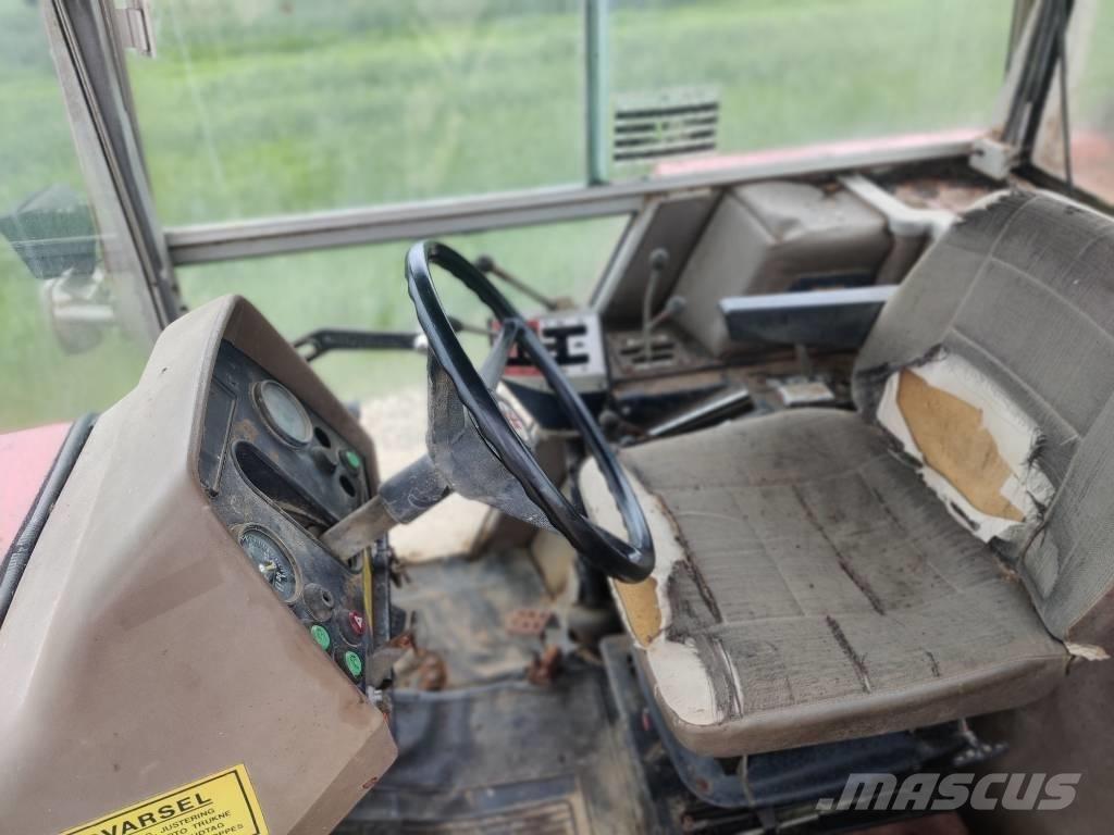 Massey Ferguson 2640 Tracteur