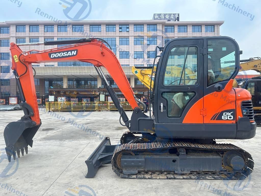 Doosan DX 60 Mini pelle < 7t