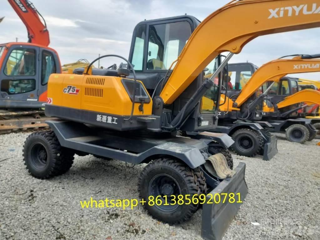 Xinyuan XYB75-9 Pelle sur pneus