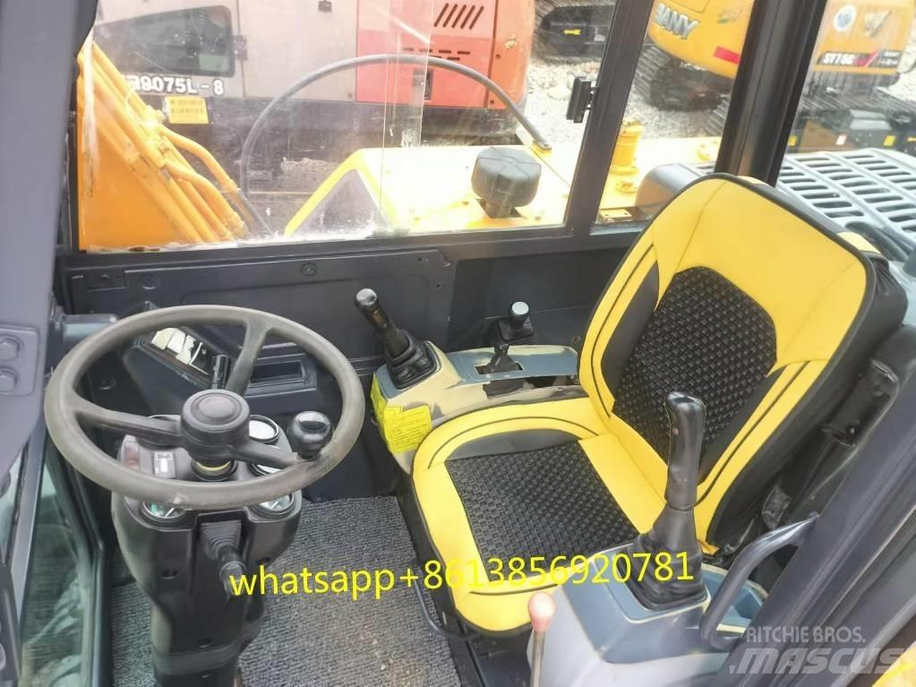 Xinyuan XYB75-9 Pelle sur pneus