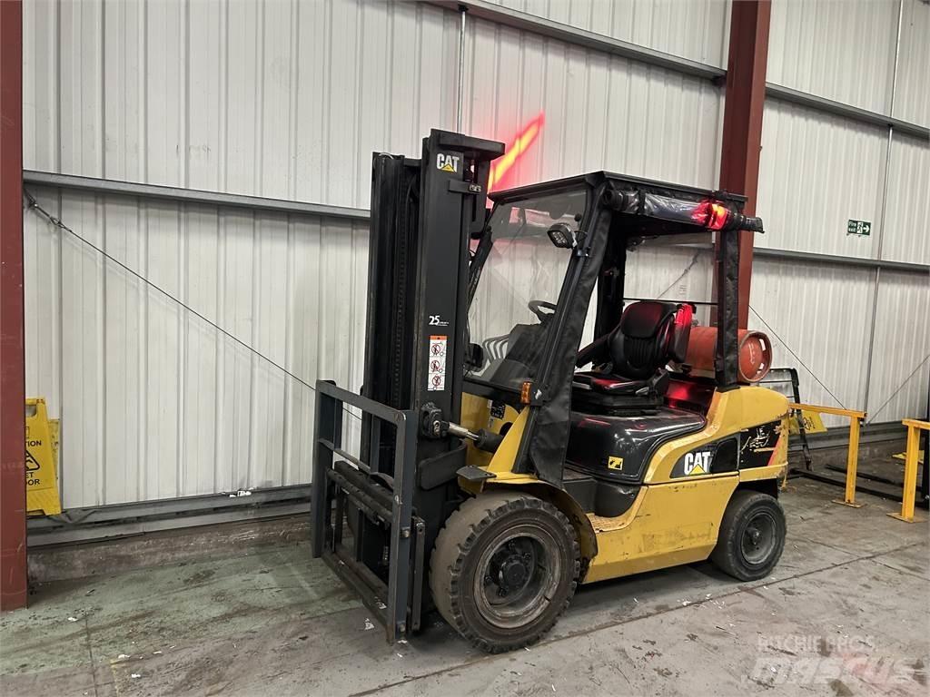 CAT GP35NT Chariots GPL
