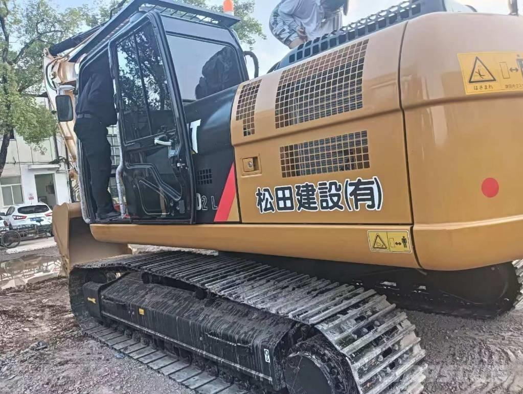 CAT 324 DL Pelle sur chenilles
