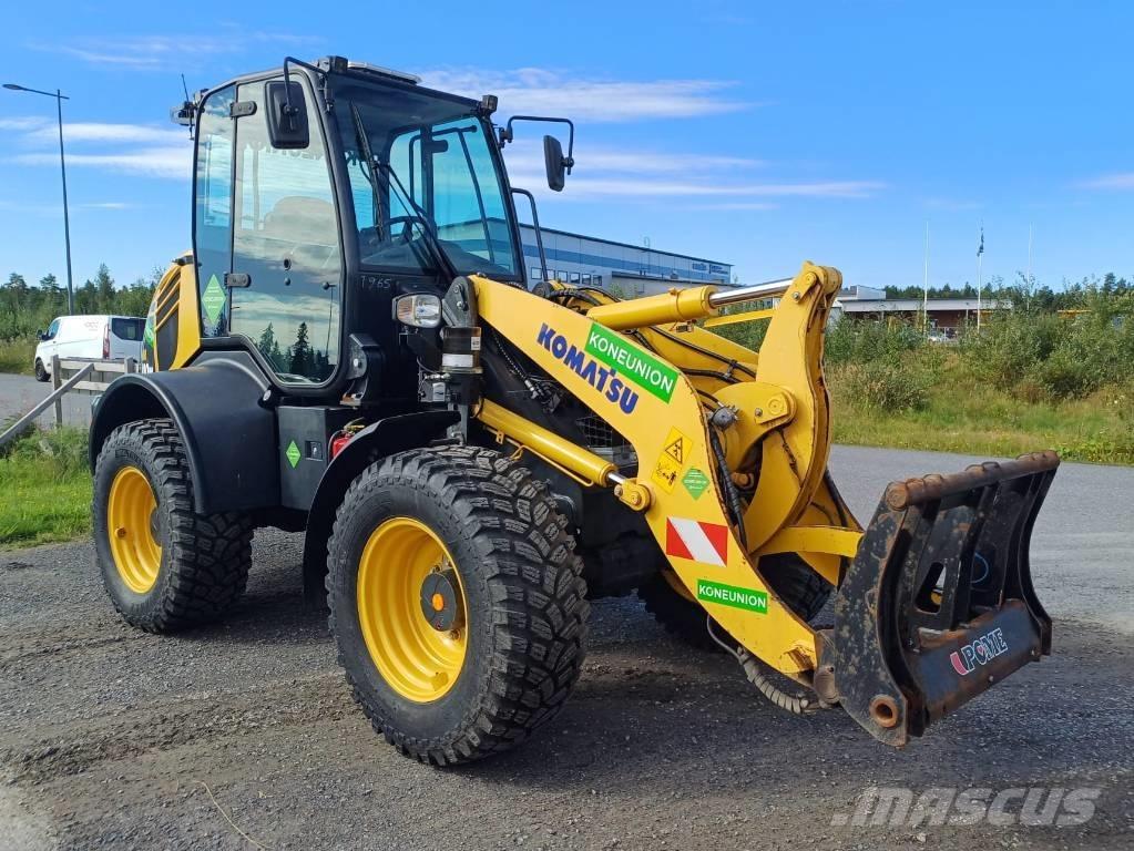 Komatsu WA 100 M-8 Chargeuse sur pneus