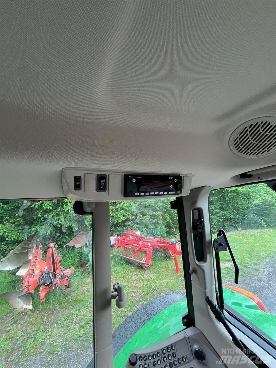 John Deere 6120M Tracteur