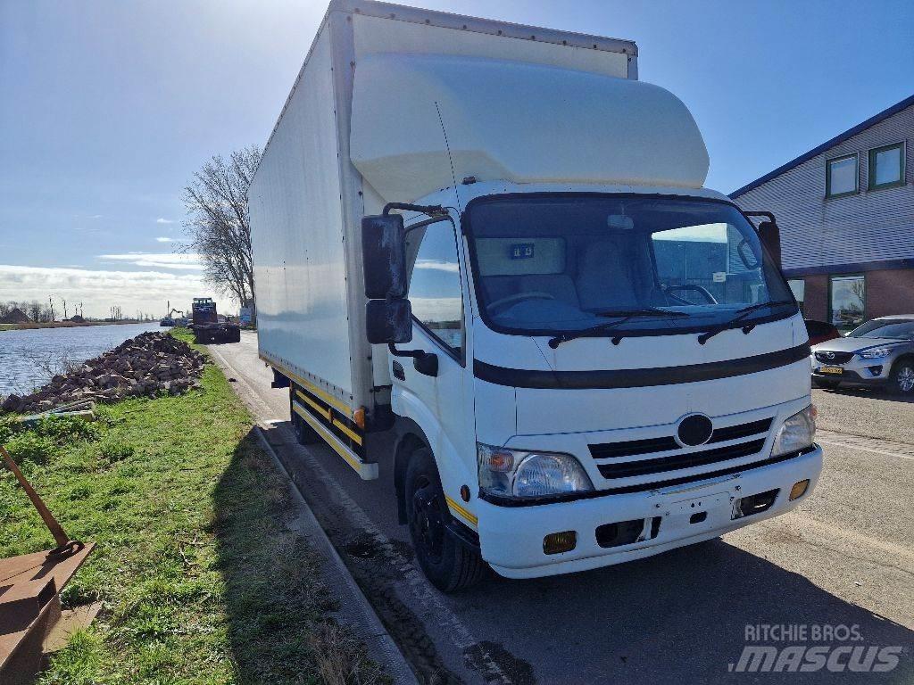 Hino 3815 Camion Fourgon