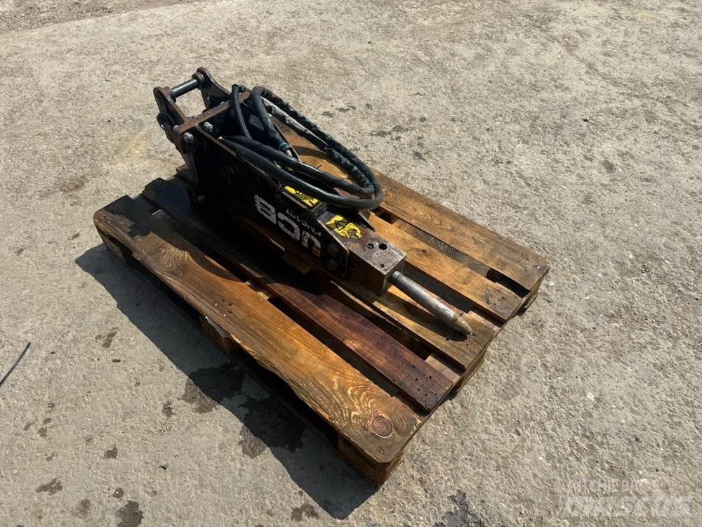 JCB HM012T BREAKER Autres équipements pour tracteur