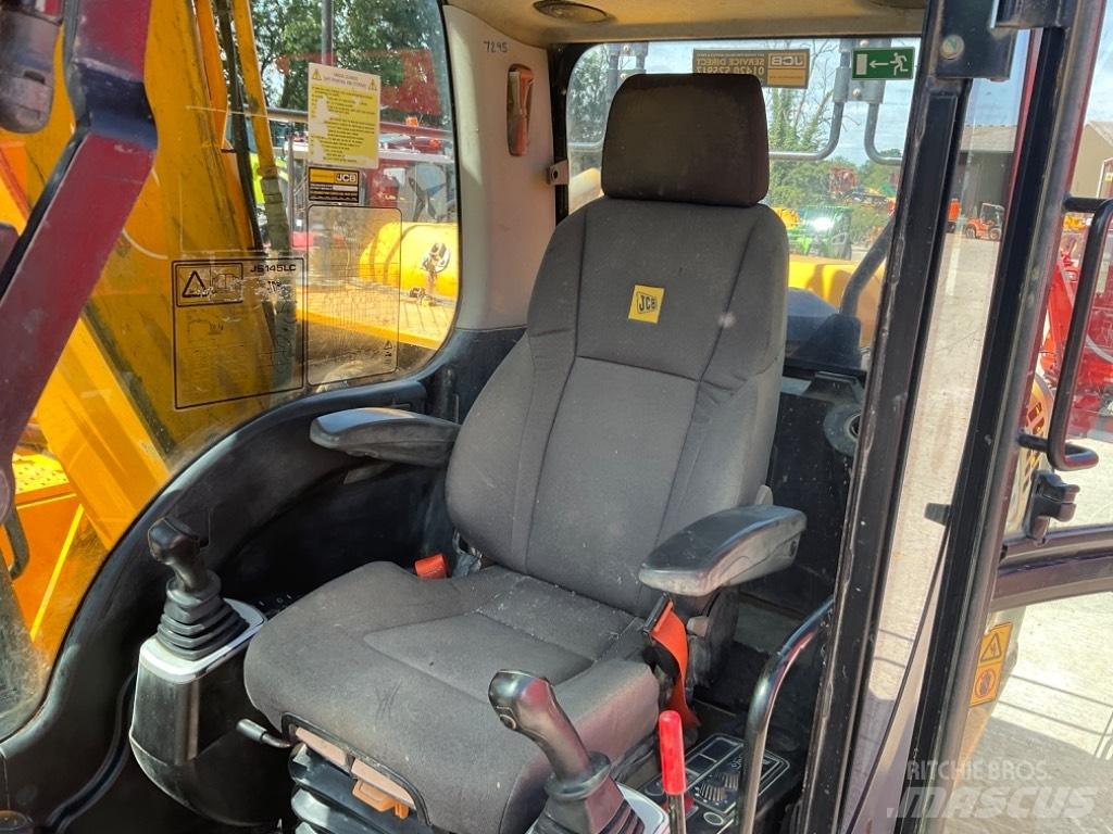 JCB JS 145 LC Pelle sur chenilles