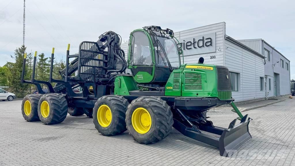 John Deere 1210E Porteur