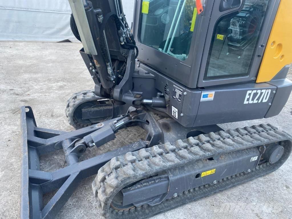 Volvo EC 27 D Mini pelle < 7t