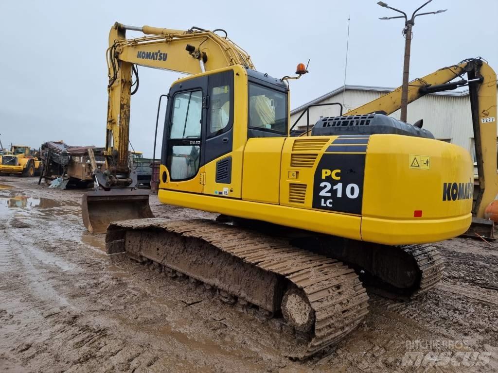 Komatsu PC 210-8 Pelle sur chenilles