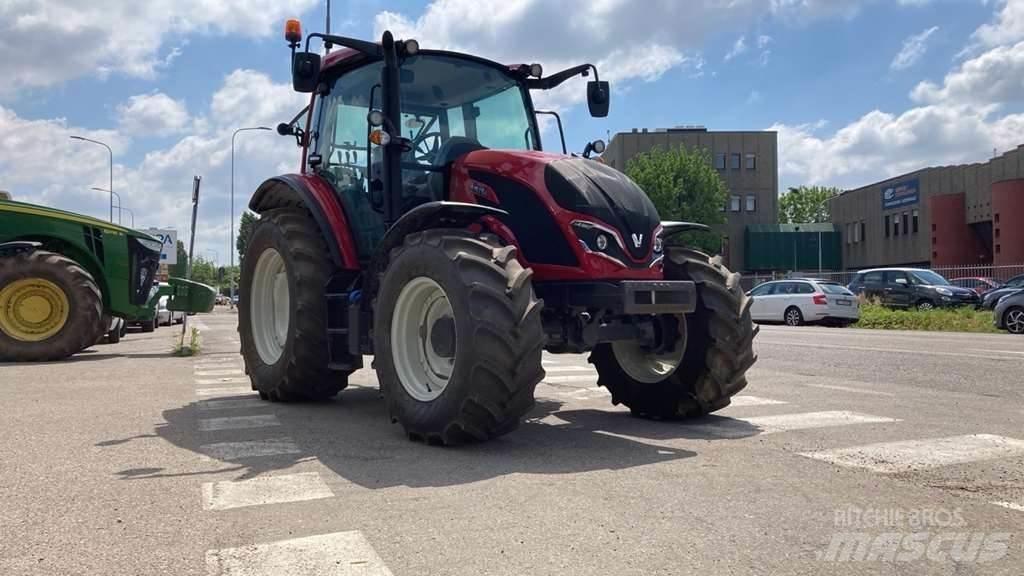 Valtra A105MH4 Tracteur