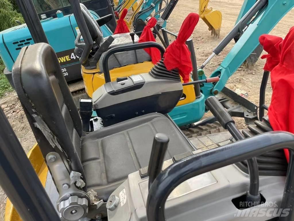Komatsu PC18 Pelle sur chenilles