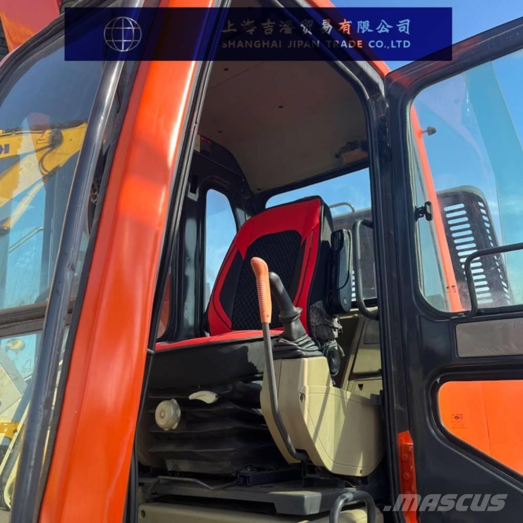 Doosan DX 300 Pelle sur chenilles