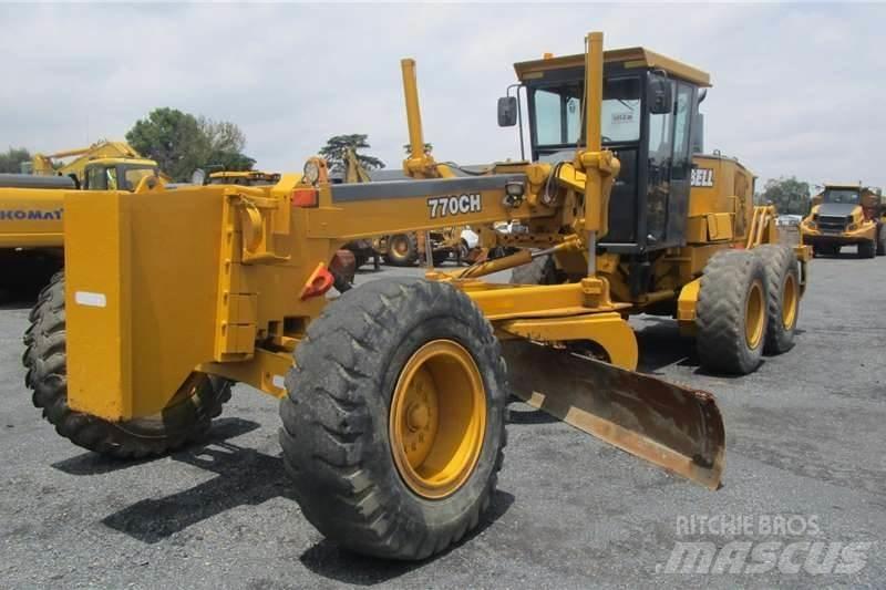 Bell 770CH Niveleuse