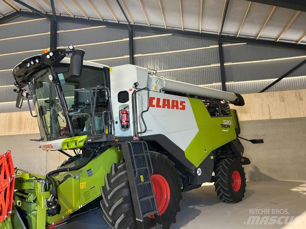 CLAAS Trion 520 Moissonneuse batteuse
