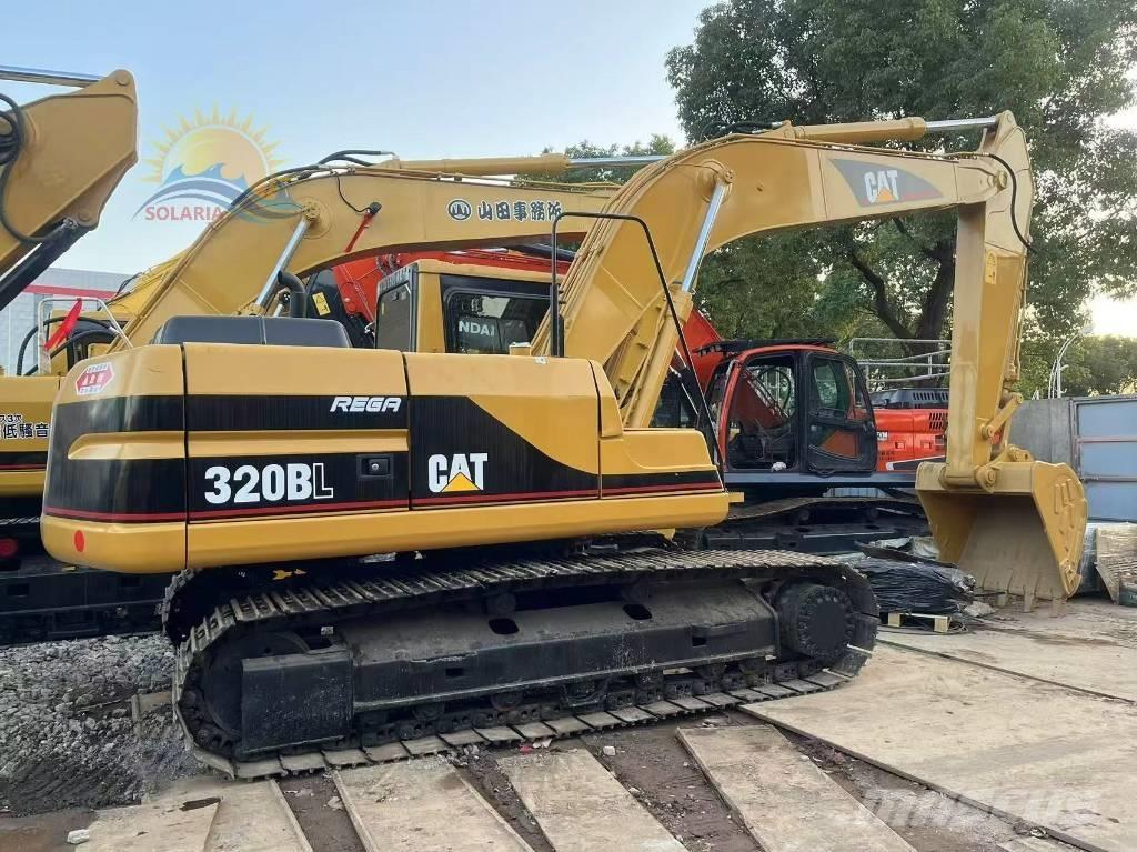 CAT 320 B L Pelle sur chenilles
