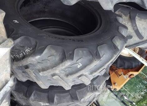  Pneu 13.6R28 Pneus, roues et jantes