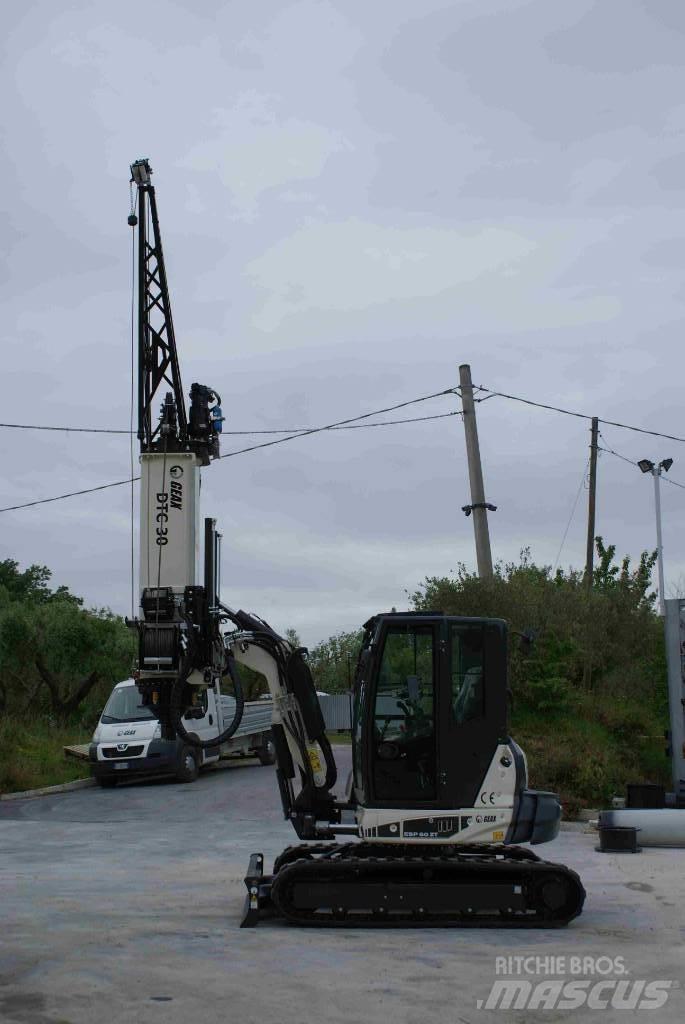  GEAX DTC30 Pelle enfonce-pieux