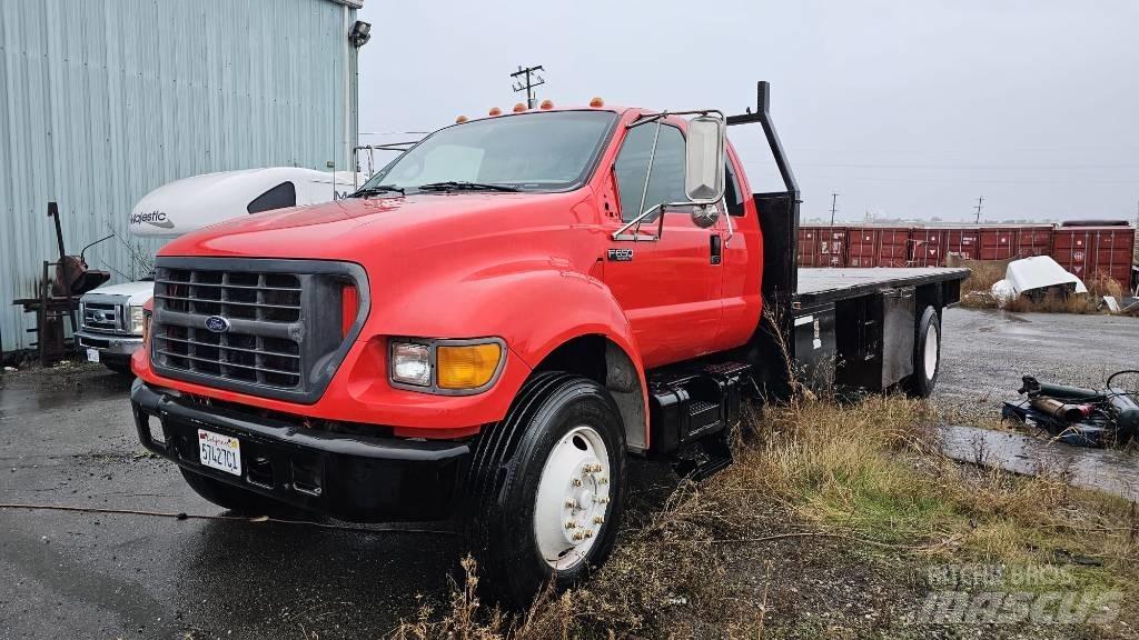 Ford F650 Camion plateau