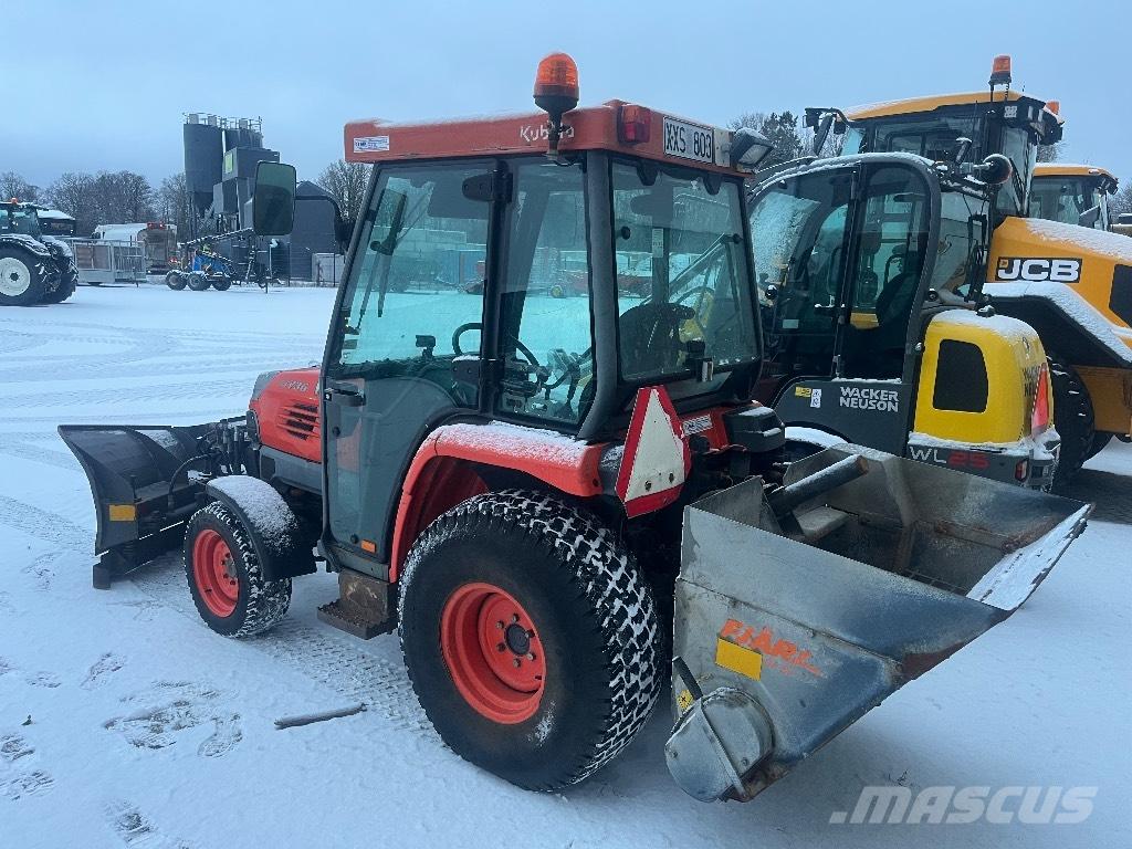 Kubota STV 36 Micro tracteur