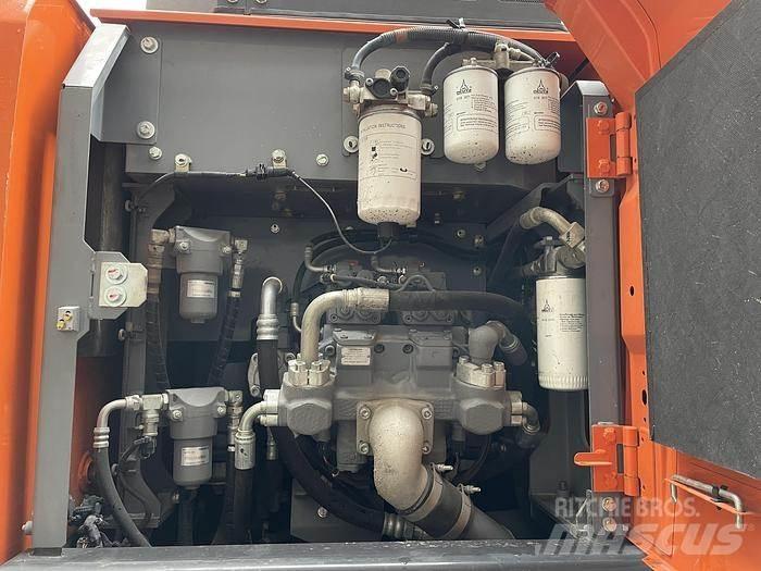 Hitachi ZX140W-6 Pelle sur pneus