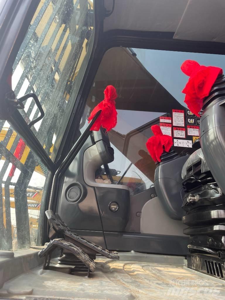 CAT 340D2L Pelle sur chenilles