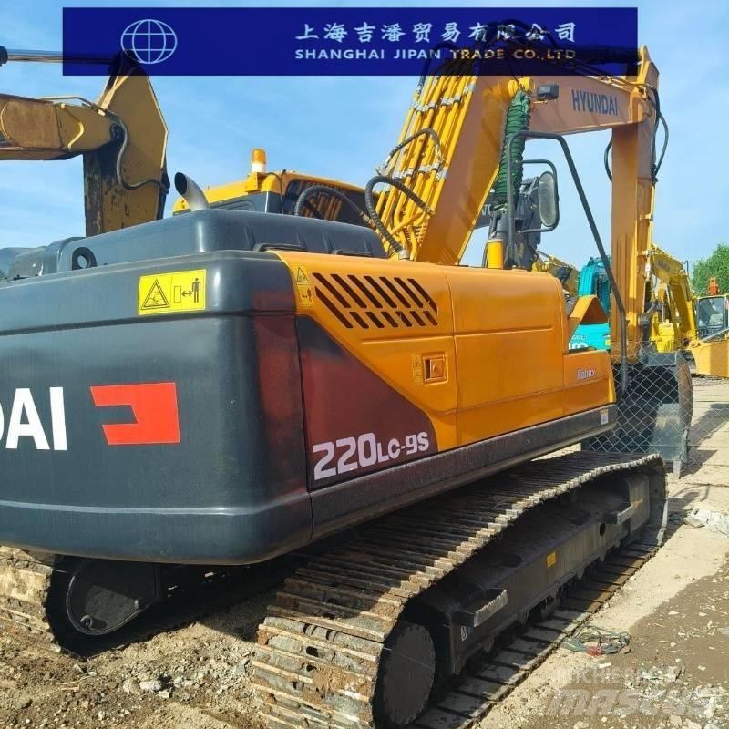 Hyundai R220 Mini pelle 7t-12t