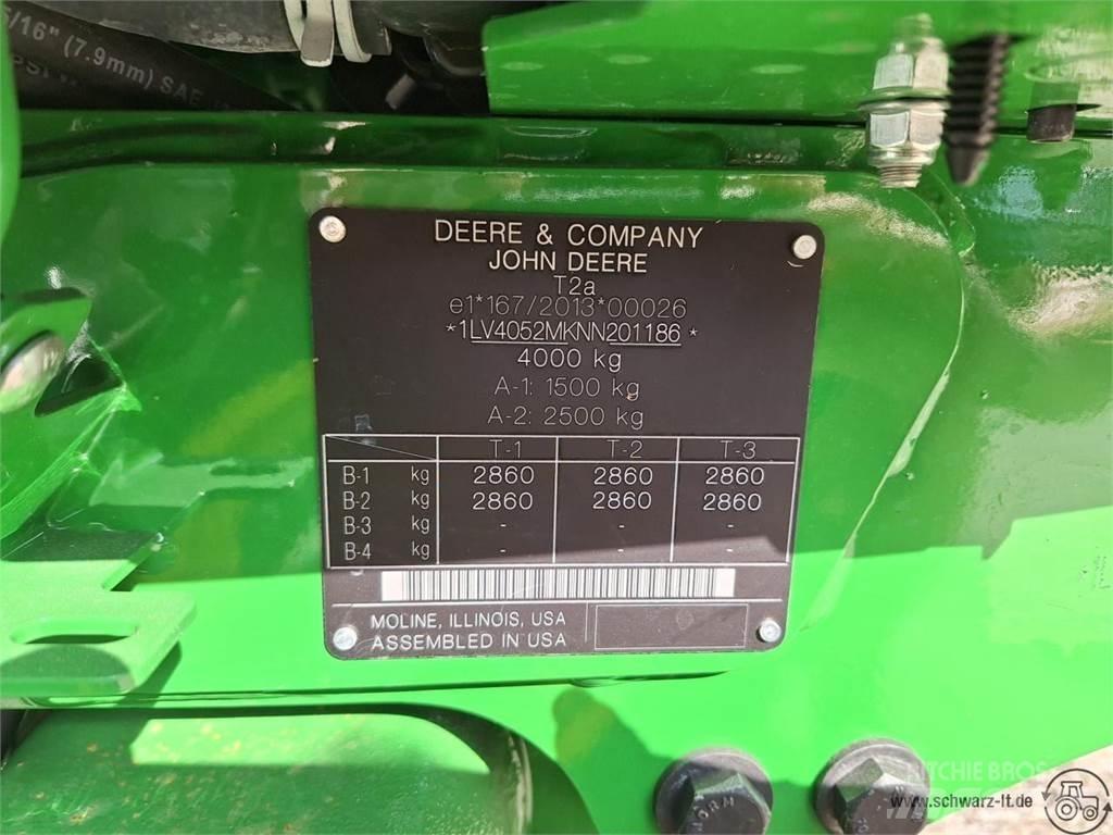 John Deere 4052M Micro tracteur