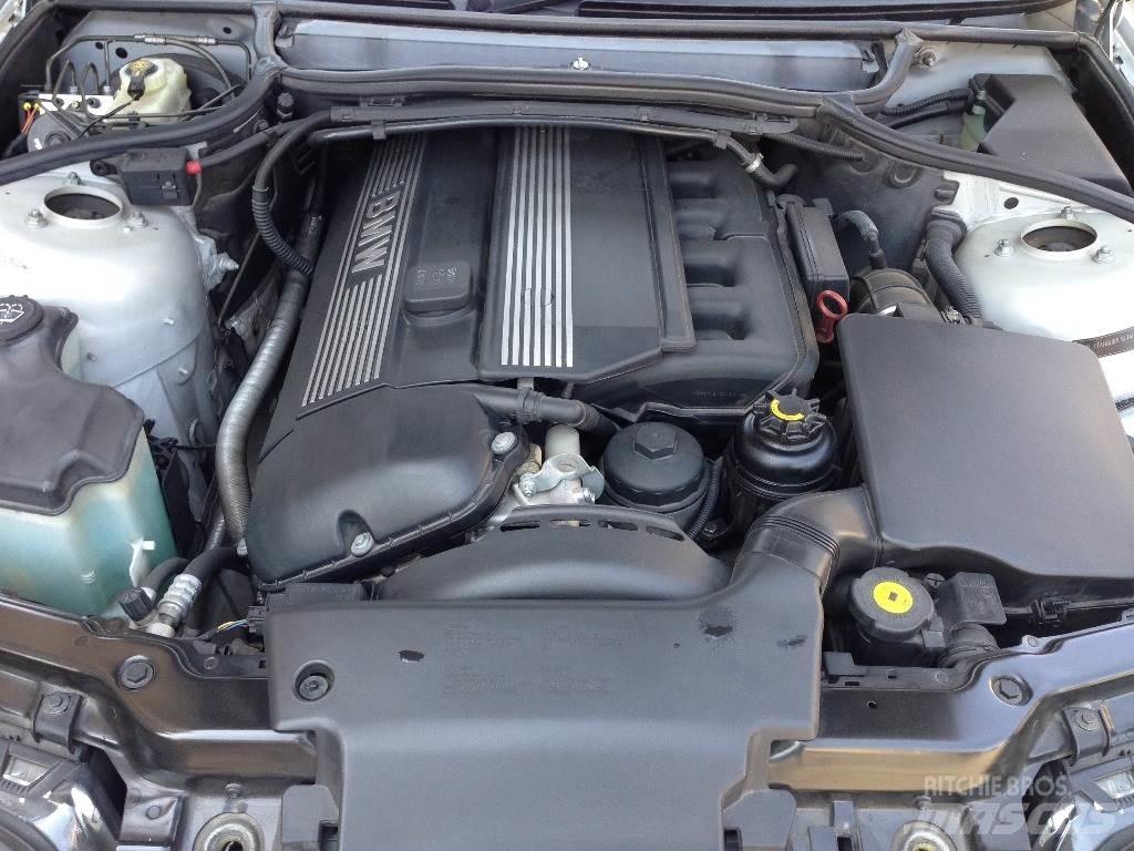 BMW GH-AV25 Voiture