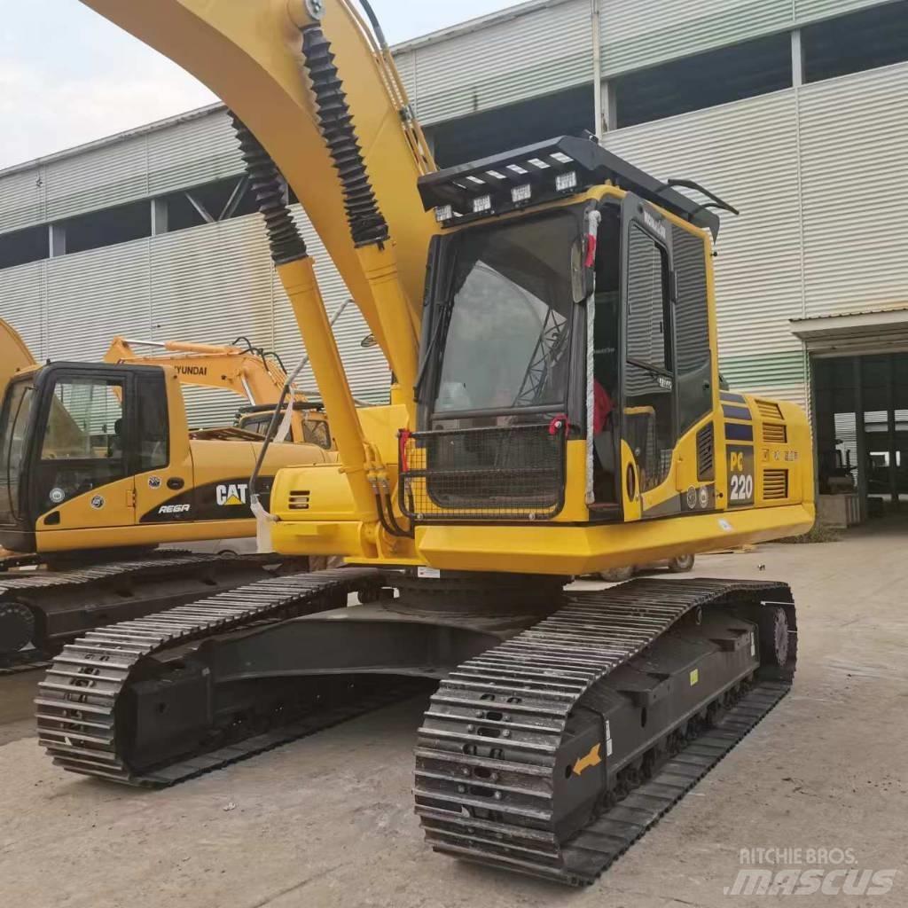 Komatsu PC 220-8 Pelle sur chenilles