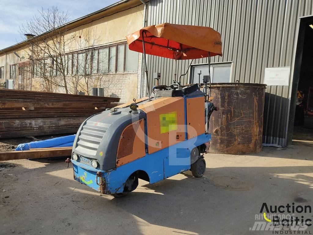 Wirtgen W35DC Fraiseuse à froid