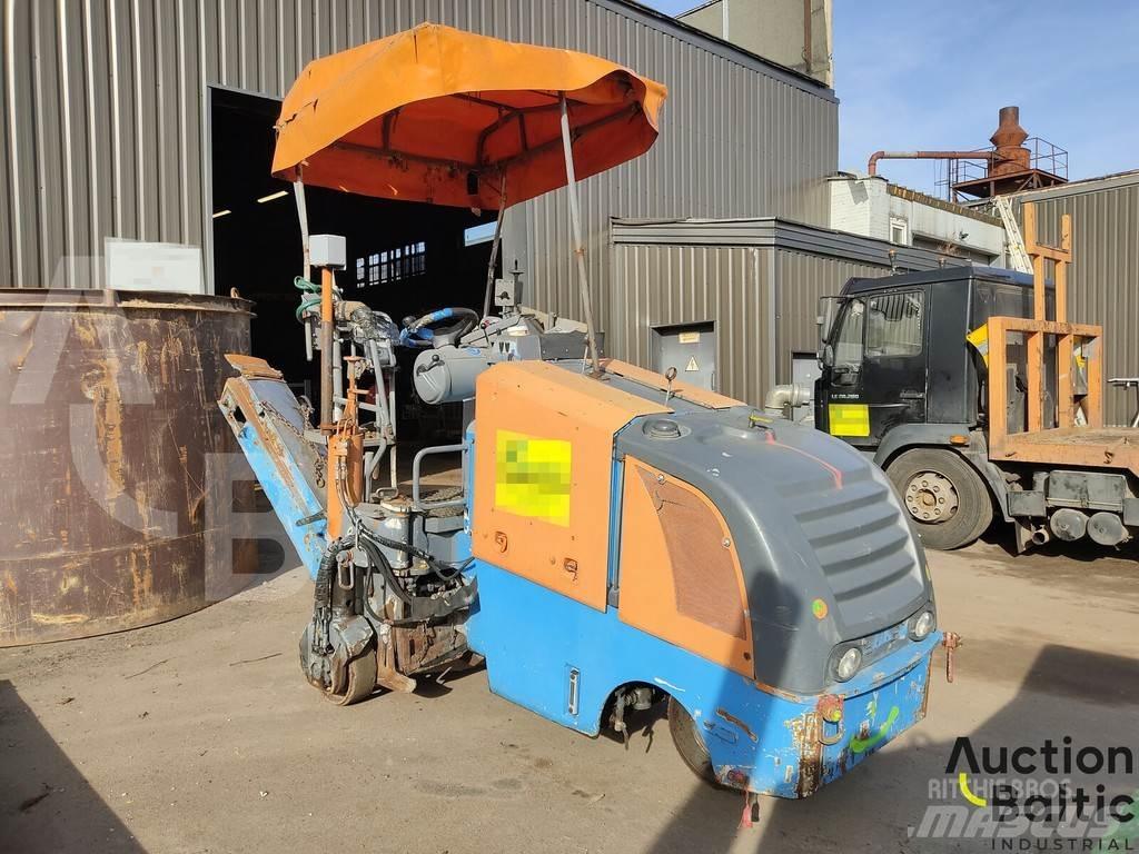 Wirtgen W35DC Fraiseuse à froid