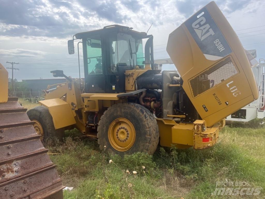 CAT 938 H Chargeuse sur pneus
