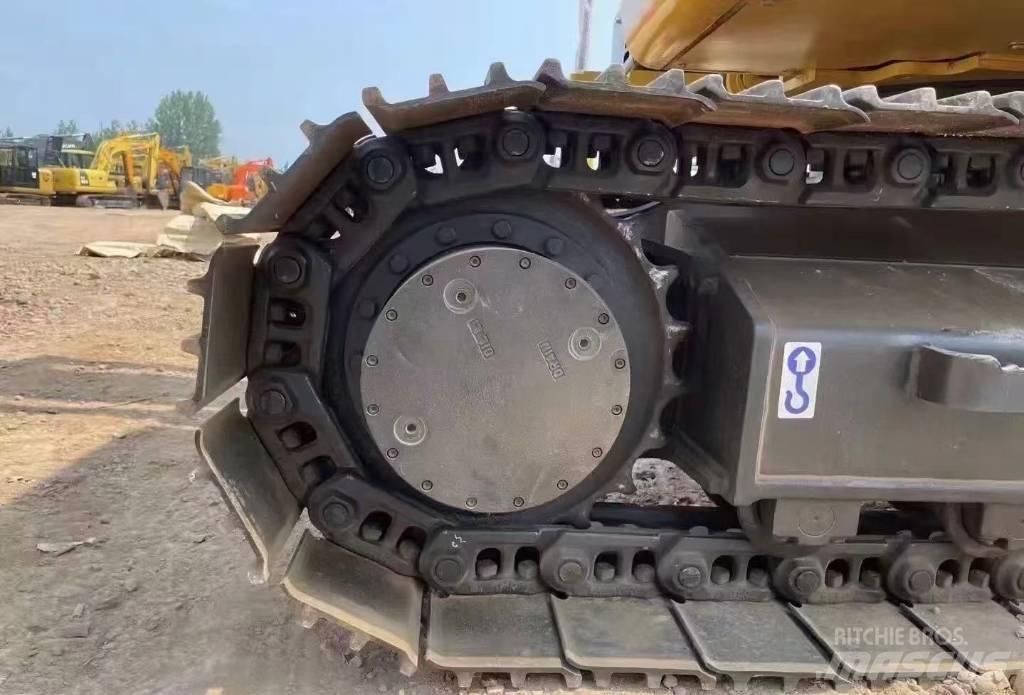 CAT 312 Pelle sur chenilles