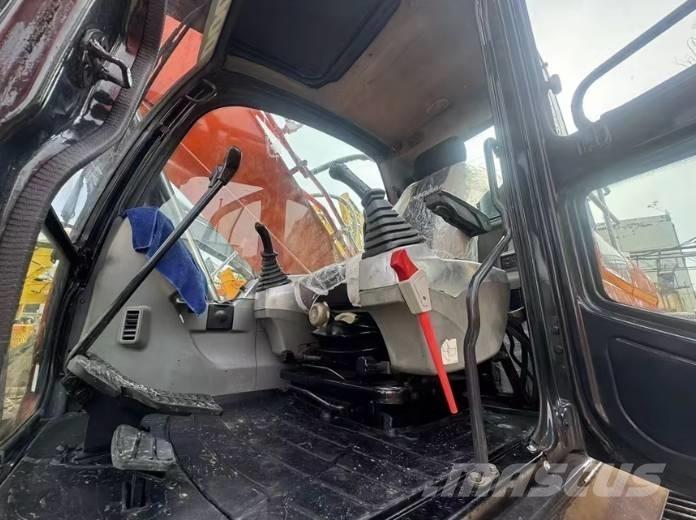 Doosan DX300LC-9C Pelle sur chenilles